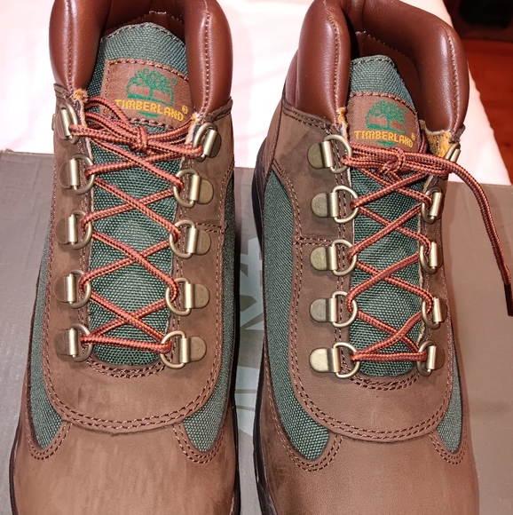 TIMBERLAND FIELD BOOTS 6inch brown beef/broccoli 6m juniors nubuck - Picture 2 of 14